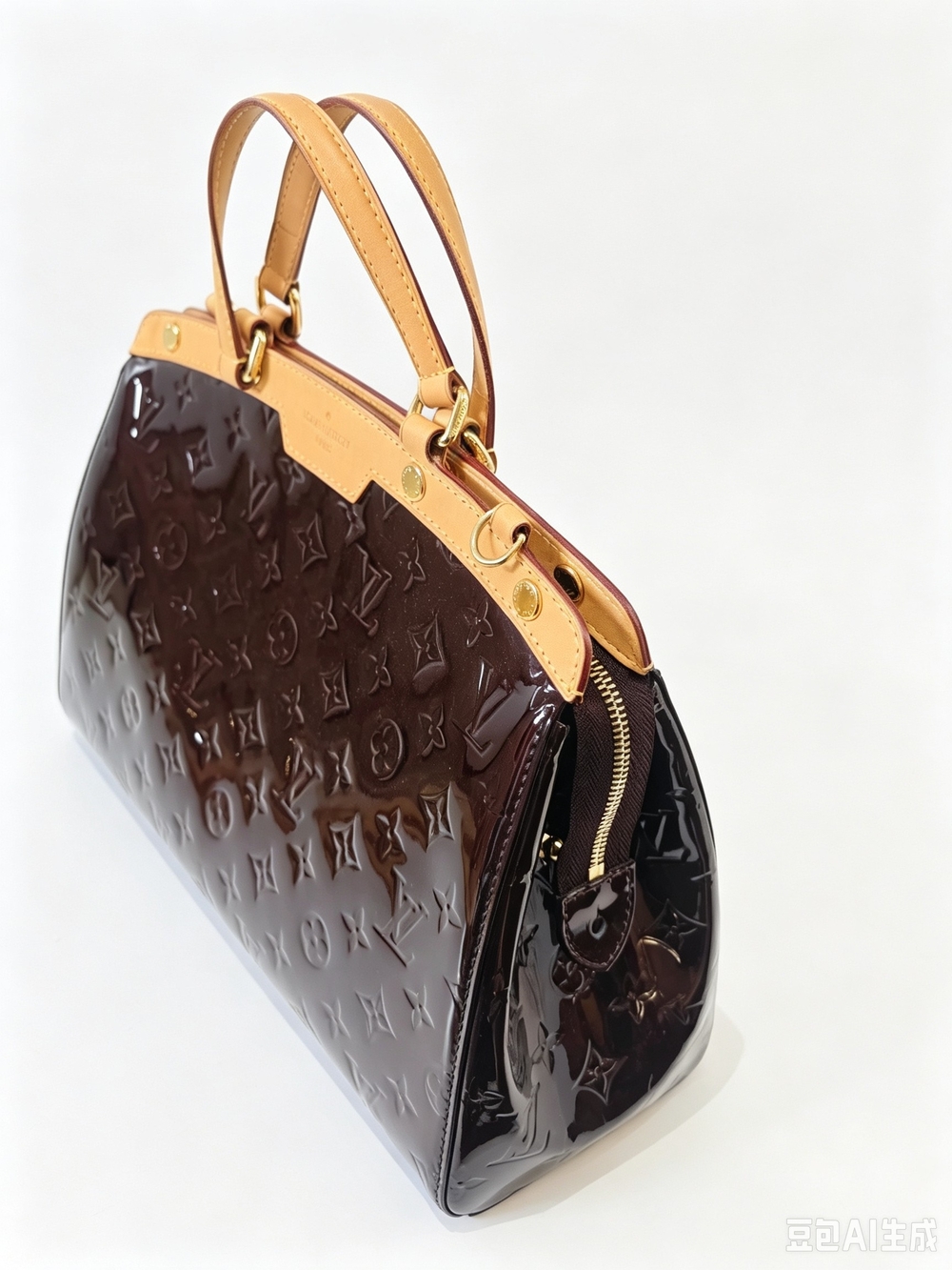 Louis Vuitton Vernis Amarante Brea Bag - Picture 3 of 10